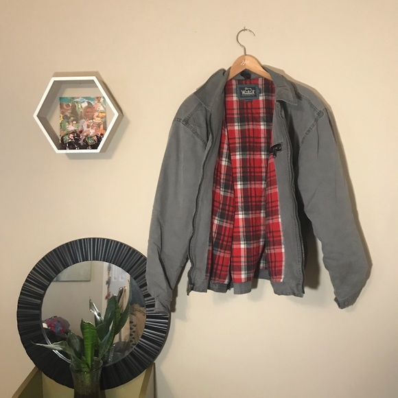 Woolrich Jackets & Blazers - Woolrich jacket with flannel lining